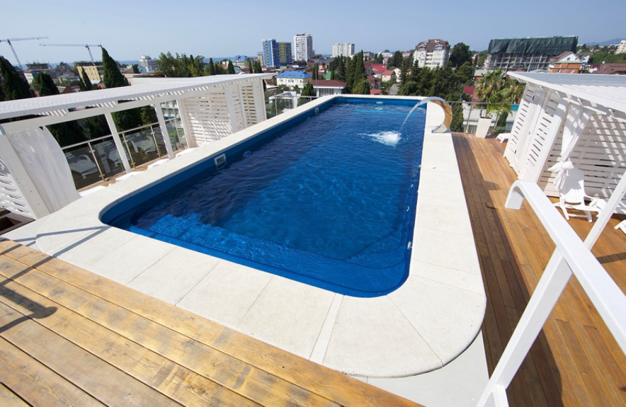 Модель:  Дижон
Размер:  Длина: 10,03 м. Ширина: 3,69 м. Глубина: 1,26-1,65 м. Объем: 40 м³
Цвет:  Королевский бриллиант